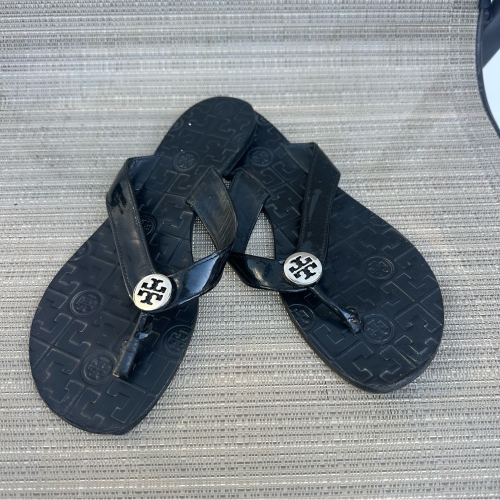 Tory Burch Black Leather Thora Thong Sandals size 9